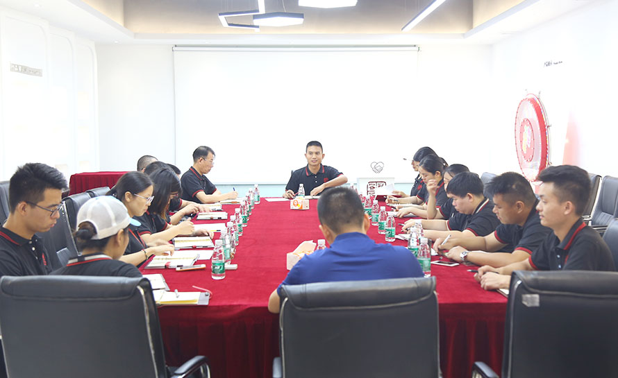 冠一多功能廳早會(huì)